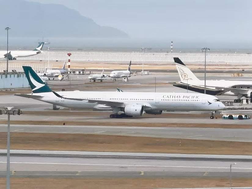 国泰航空A350-1000在香港