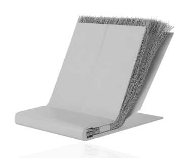 Standard shield tail brush
