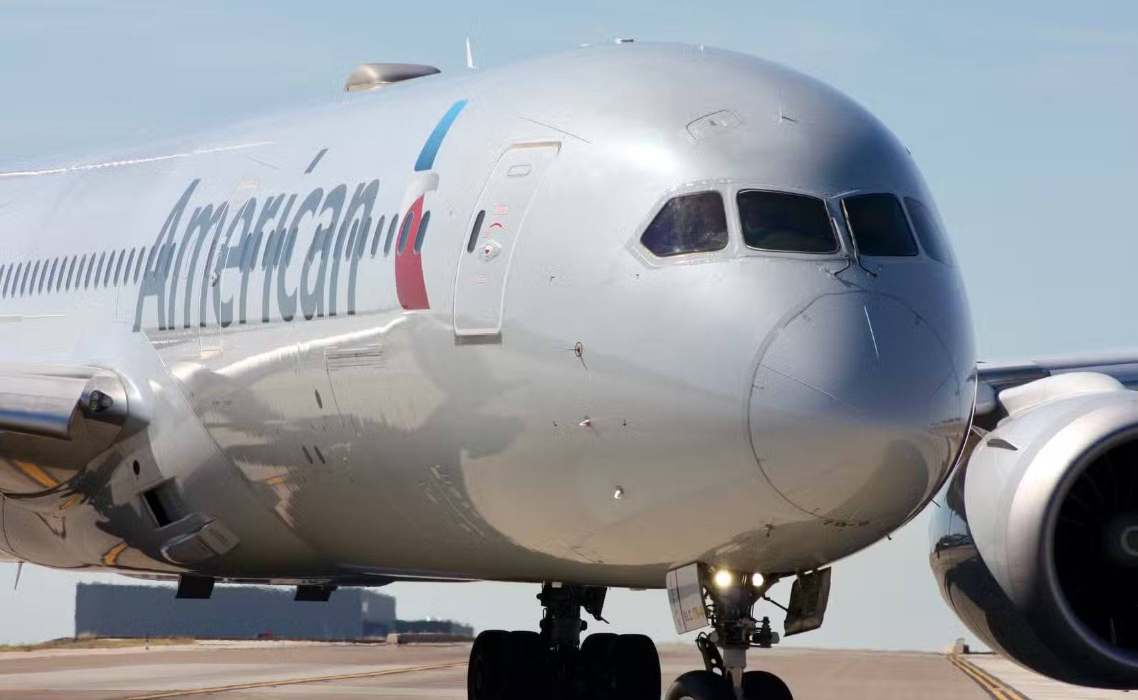 A Boeing 787-9 American Airlines
