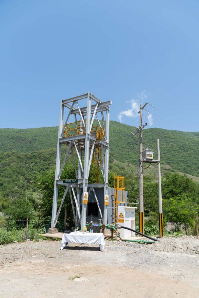 Ternium livre des infrastructures hydrauliques pour renforcer l'approvisionnement en eau à Aquila, Michoacán
