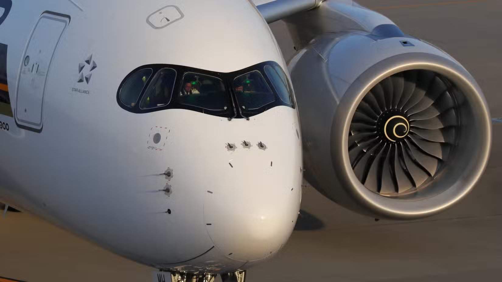 Singapore Airlines A350-900