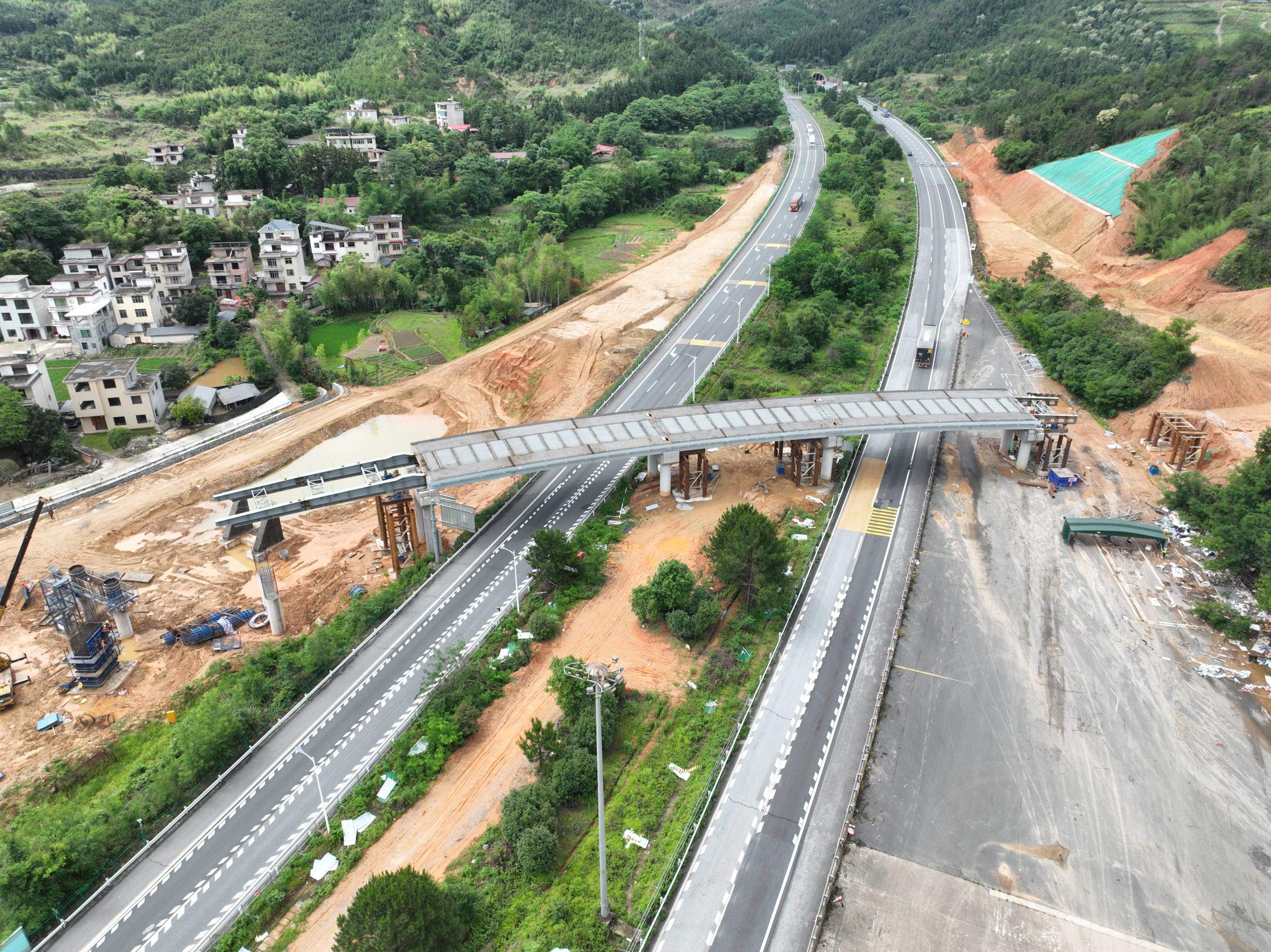 Steel Box Girder Engineering - Hanjiang Heavy Industry Co., Ltd. of China Railway 11th Bureau Group