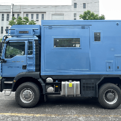 重特牌 旅居车(重汽汕德卡C5H底盘) - 重庆凯瑞特种车有限公司