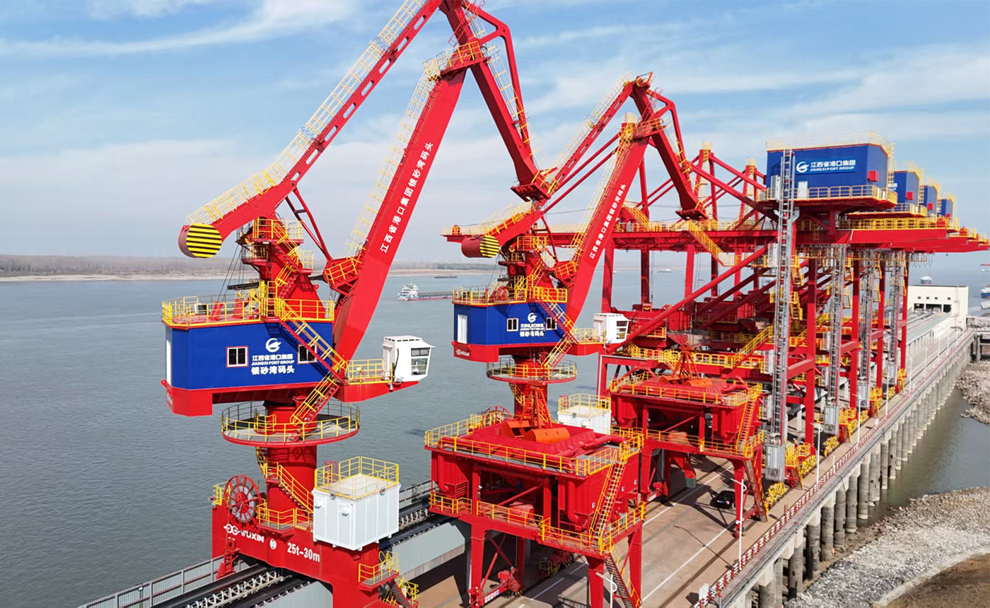 Grua de pórtico de quatro barras - Hunan China Railway WUXIN Heavy Industry Co., Ltd.