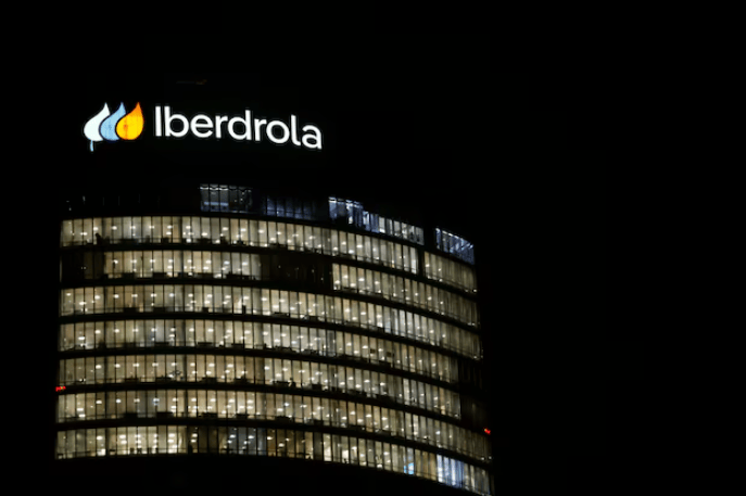 إيبيردرولا الإسبانية تخطط لتجاوز 900 مليار يورو من أصول الشبكات بحلول 2030