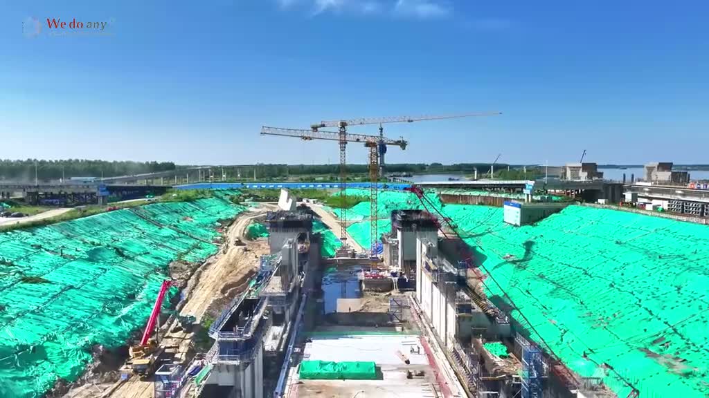 第45集：给42万方混凝土喝凉茶、埋血管、配AI医生？这套硬核“退烧”操作把人看呆了！#基建强国  #大国工程  #牢记嘱托砥砺奋进  （来源：二航局）